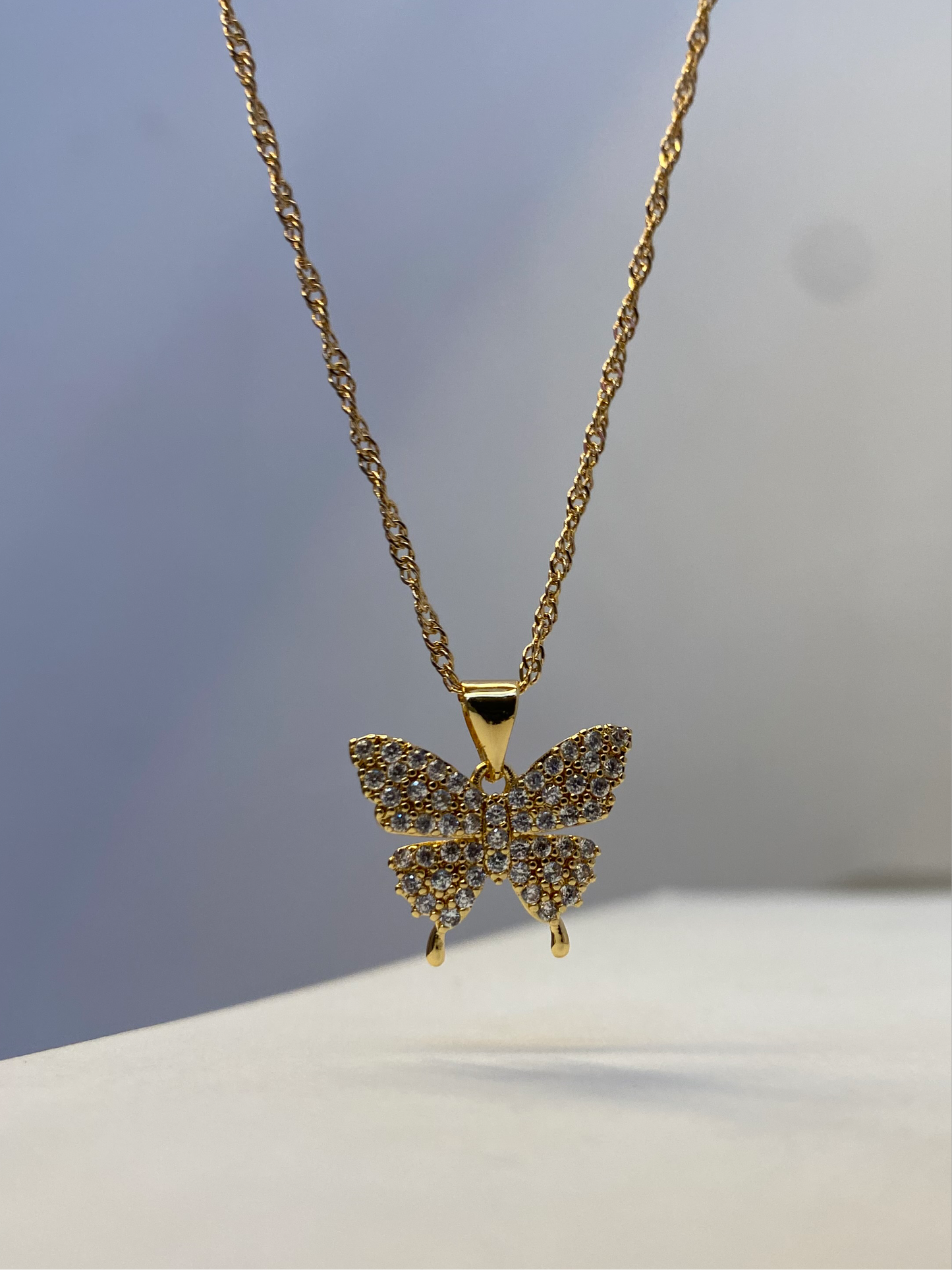 Collar Butterfly