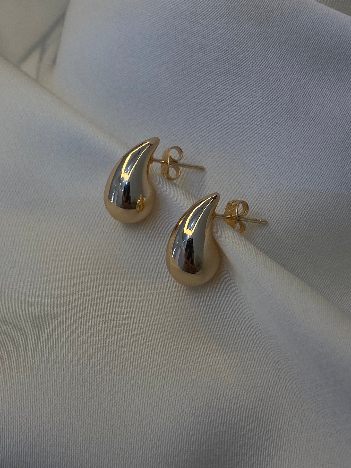 Aretes Bottega Mini Dorados